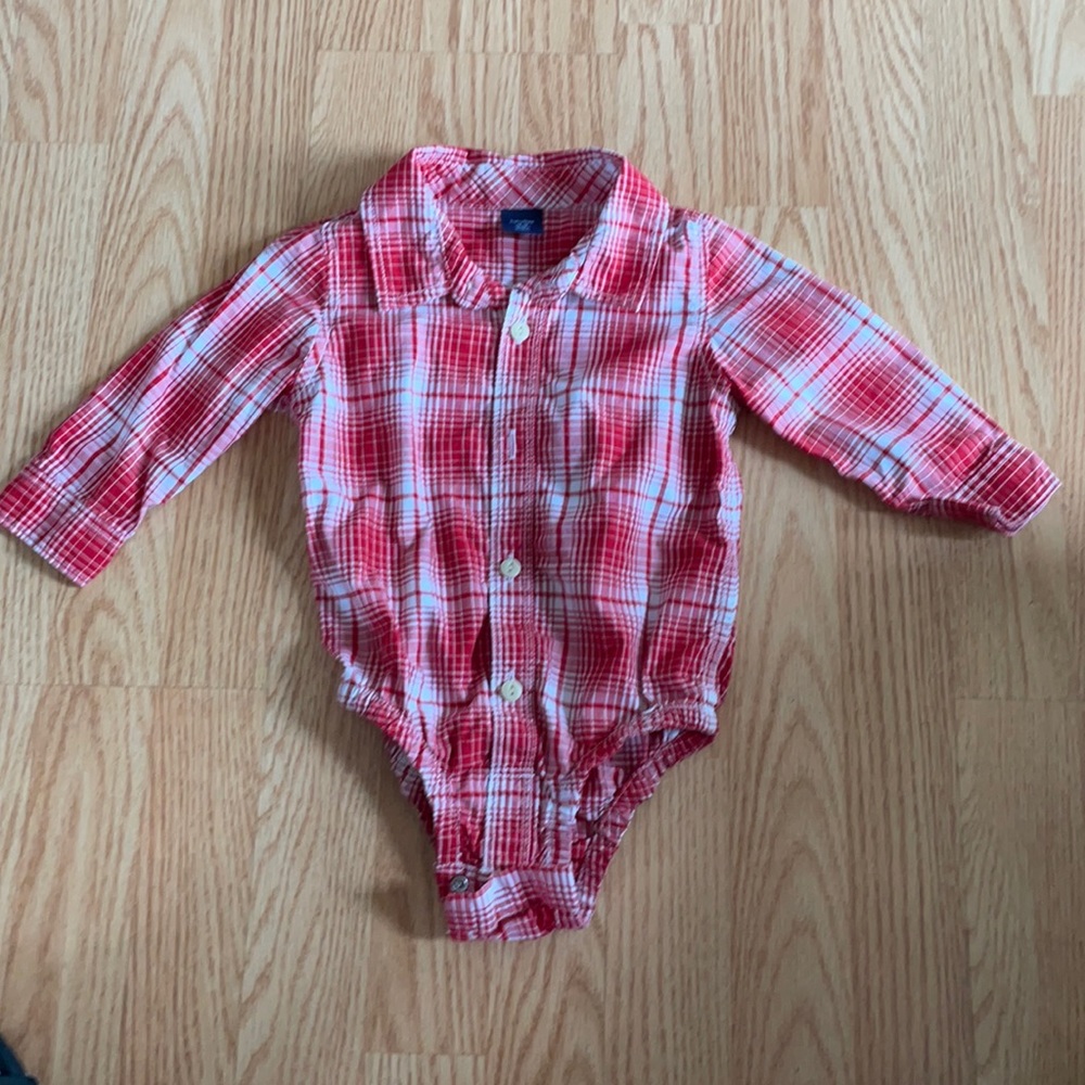 Gap Pull Over/Button Down Polo Shirt